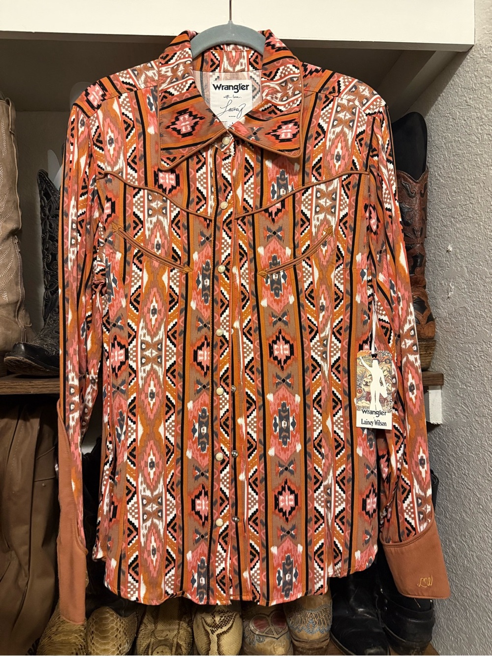 Wrangler LW Orange and Brown Aztec Print Western Shirt NWT